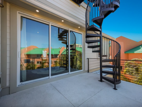 Lido Key Ten Bedroom Steps to  Beach Luxury Rental Walk to St. Armands Circle WOW!